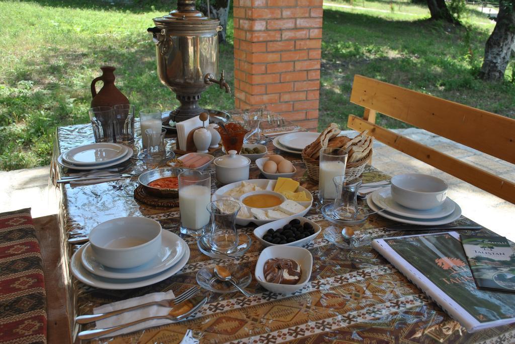 Talistan Forest Park Hotel Екстериор снимка